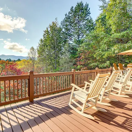 Wanderlust Cabin With Deck And Lovely Mountain Views